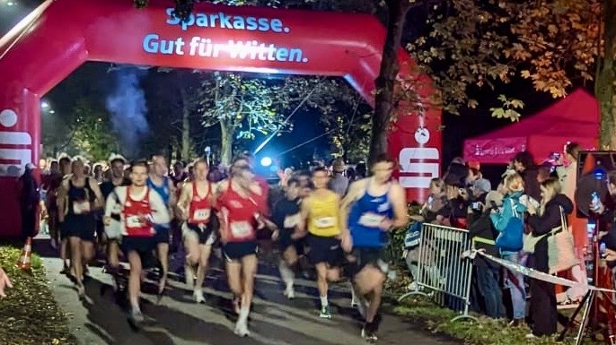 2024 10 31 Abendlauf start 5km.jpeg