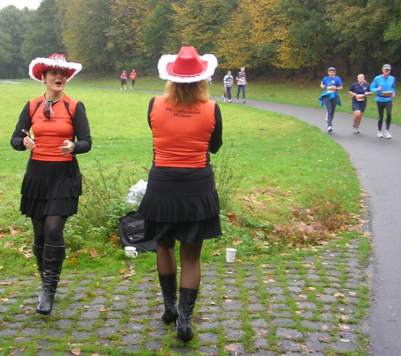 Sorgten für Stimmung: Eva Engelbrecht und Heike Herting Eva Engelbrecht und Heike Herting