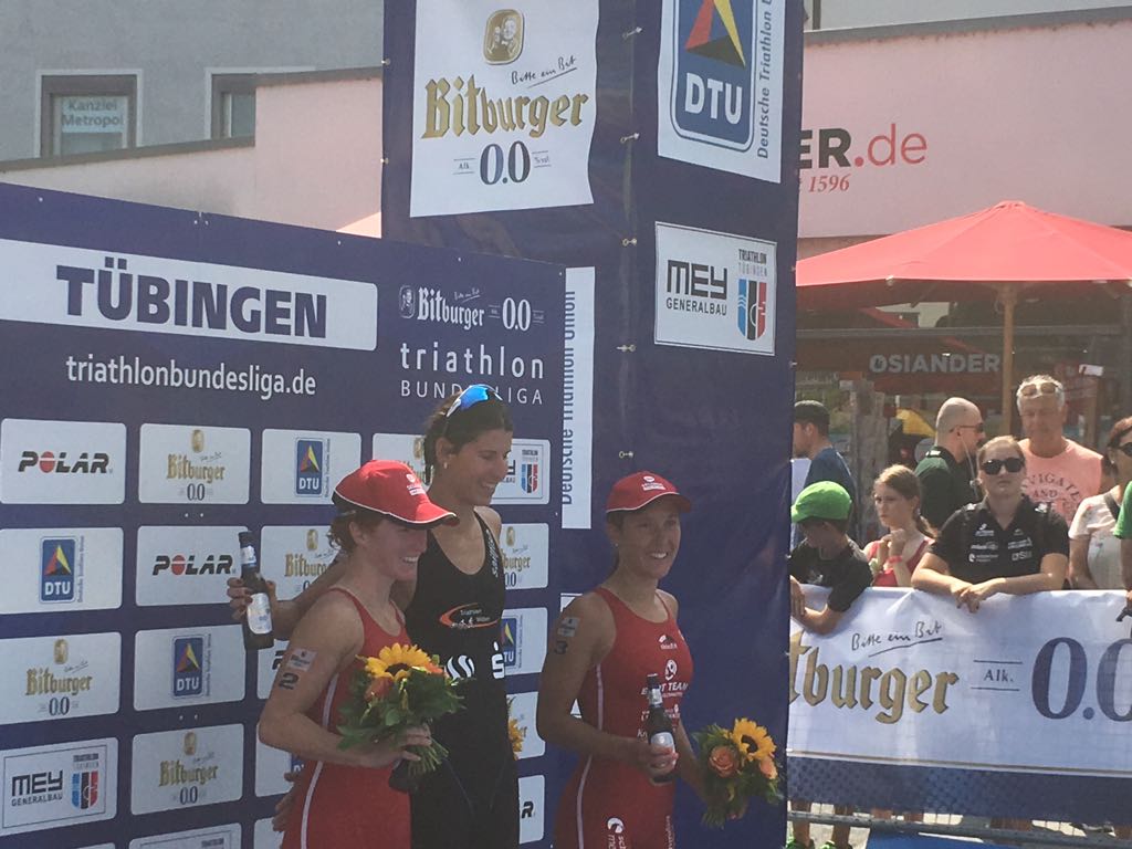 Zsófia Kovács konnte sich den Sieg in der Einzelwertung sichern. Tübingen Einzelsiegerehrung