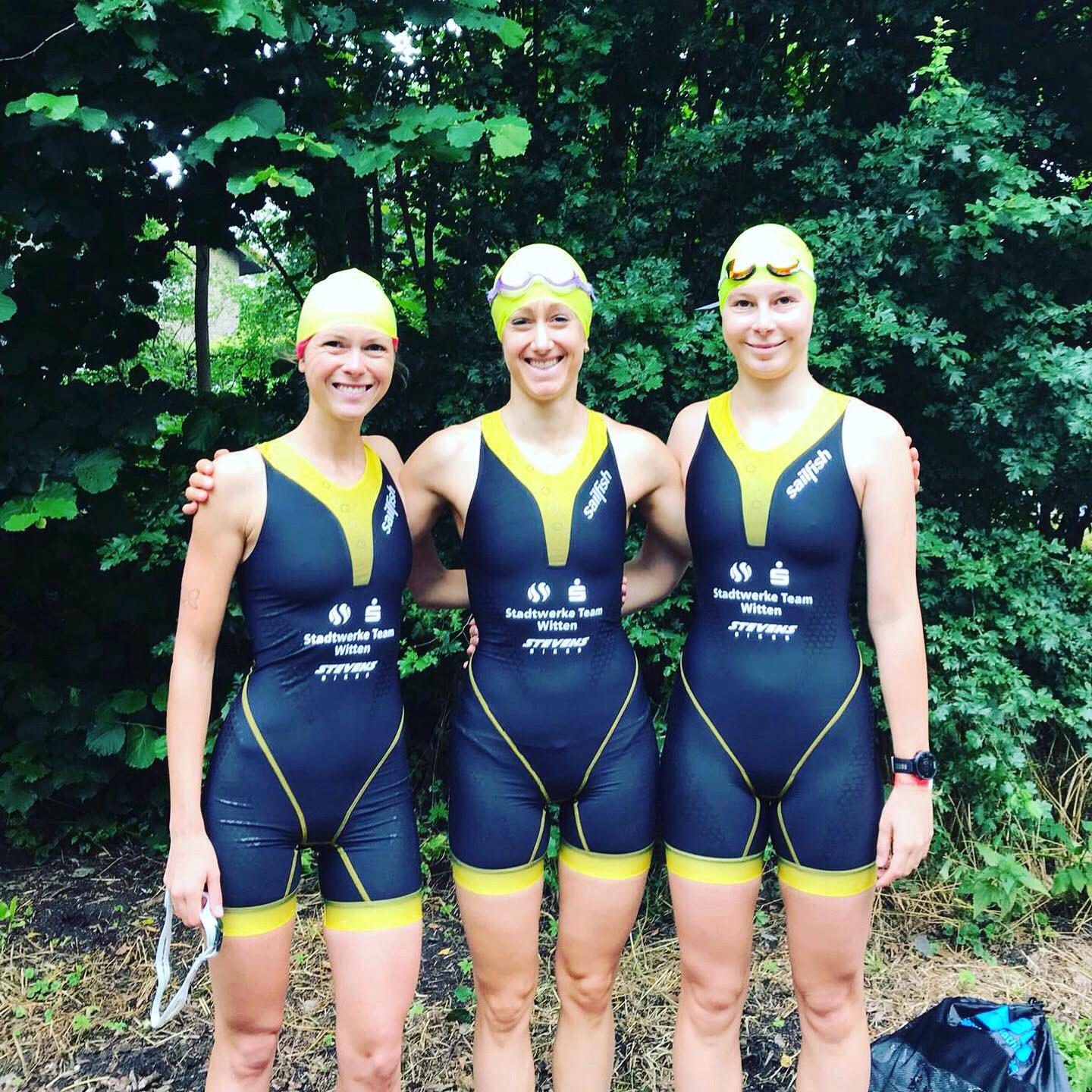 Vanessa Wirtz, Christina Hoffmann und Jacqueline Schmitt NRW Frauen Verl