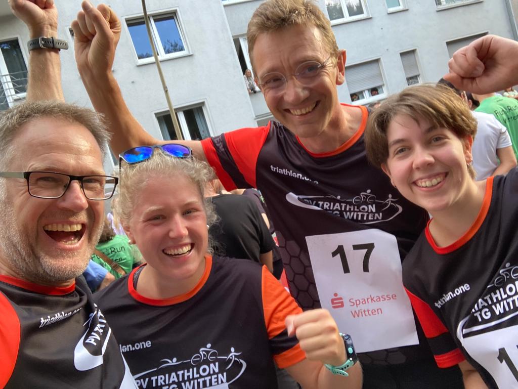 2022 09 04 Zwiebesack Gruppe Thomas Lisa Kai