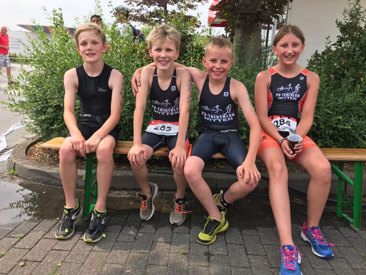 Erlinghagen Fahrenson Königschulte Trotta Witten Triathlon 2018 WA0000