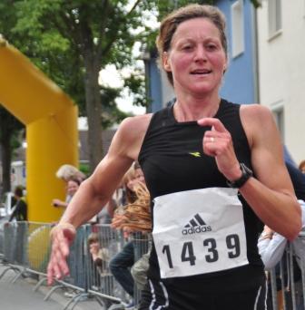 Schönherr Hölscher Birgit Kirchende2012web